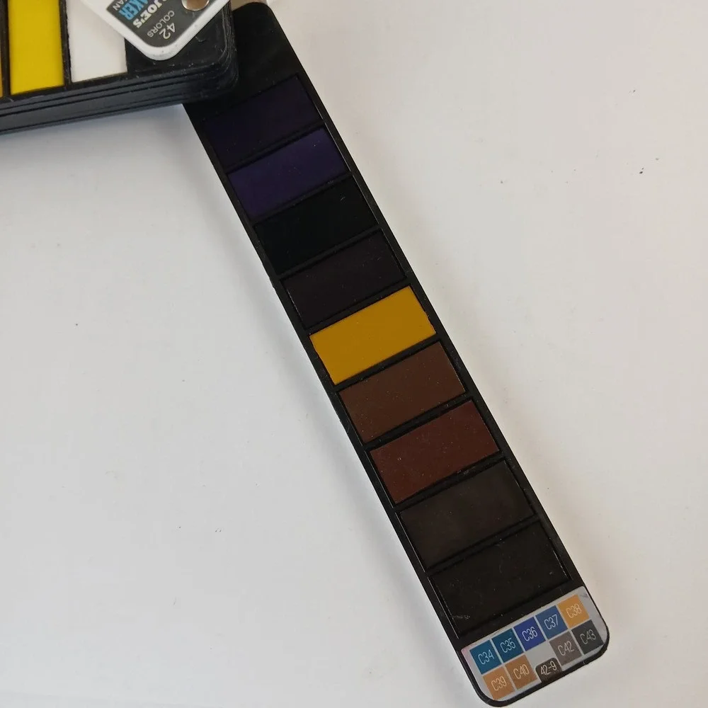 Cheap Joe's Sketchmaker Watercolor Paint Set 42 Asst. Colors Foldable Paint Set